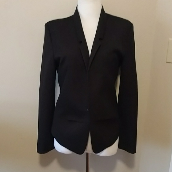 Pinkyotto Black Blazer - Picture 6 of 7